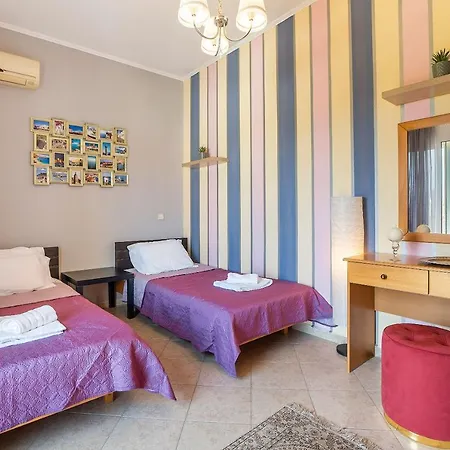 Holiday home Rafaela's House 2 *