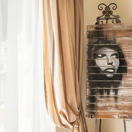 Hébergement de vacances Rafaela's House 2 *